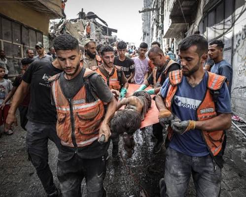 مجزرة جديدة: عشرات الشهداء والجرحى باستهداف الاحتلال مناطق عدة بمدينة غزة
